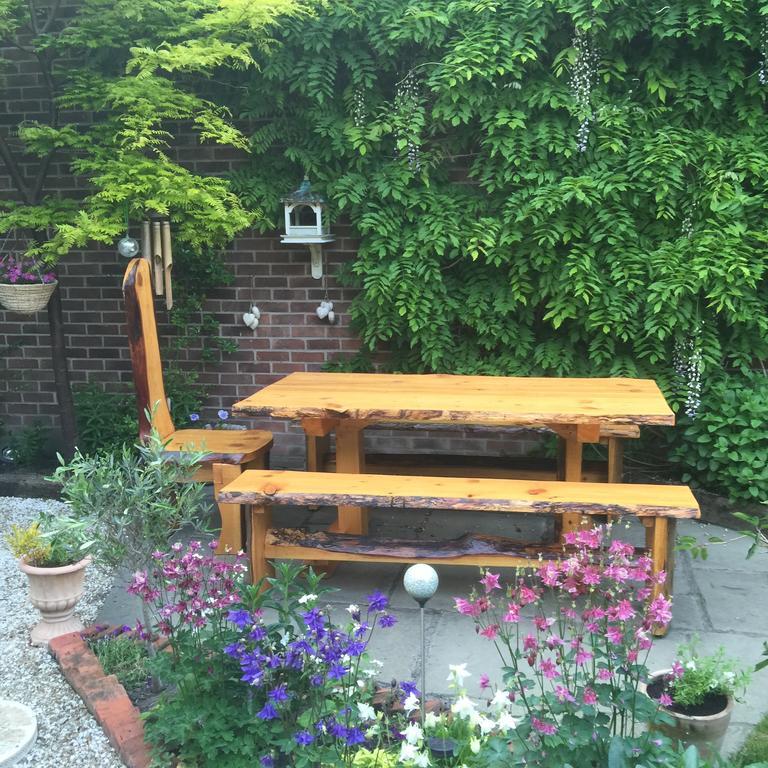 Sacred Garden Retreat Apartment Glastonbury Bagian luar foto